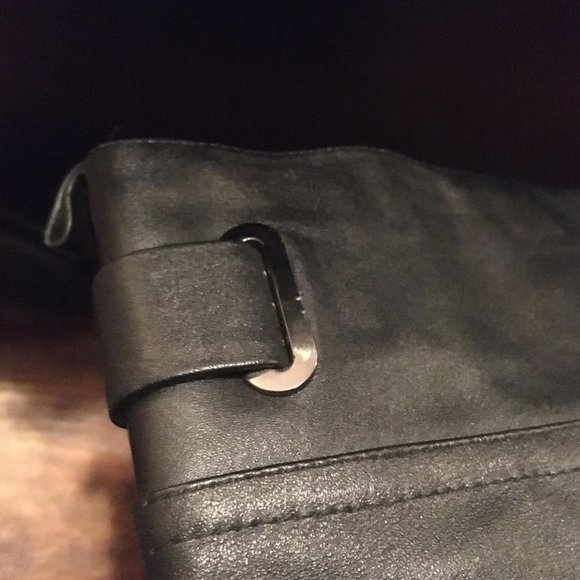 Leather heeled boots - Picture 3 of 4